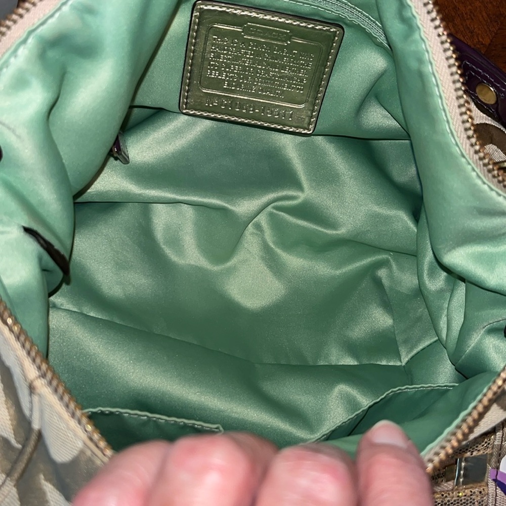 Coach  Poppy  Rare 15311   signature C Tan & Gold  Op Art Graffiti vinyl & Bling - Picture 12 of 17